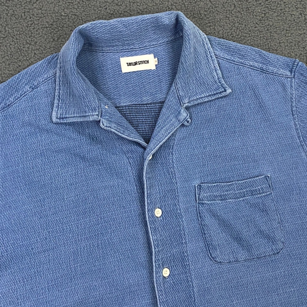 Taylor Stitch The Hawthorne Shirt Men Large 42 Washed Indigo Crepe Camp Collar